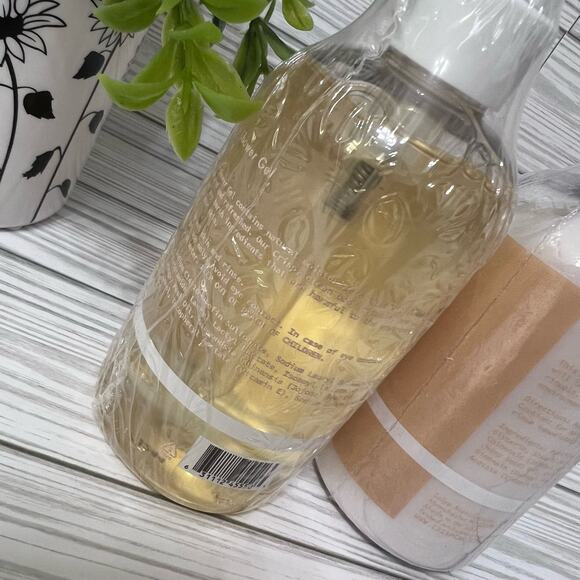 NEW Crisp 08 Spiced Vanilla Recuperative Shower Gel and Body Lotion Gift Set - Picture 4 of 13